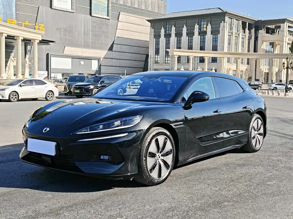 Denza Denza Z9GT 2025
