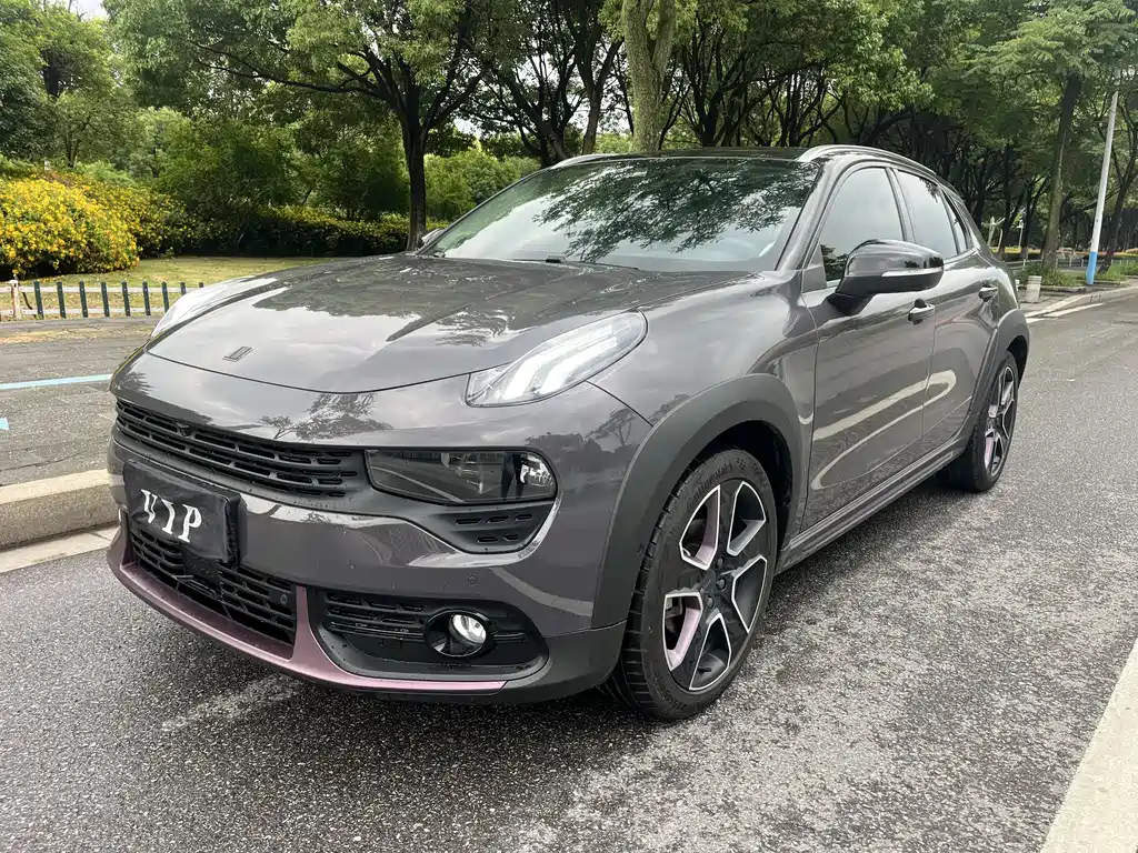 Lynk & Co 02 2022