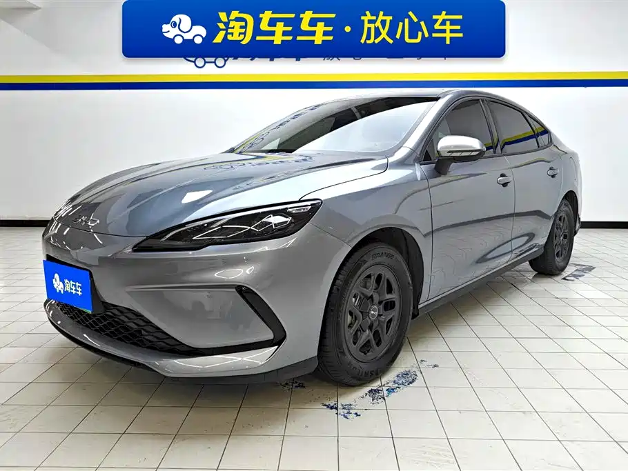 BYD Seal 05 DM-i 2025