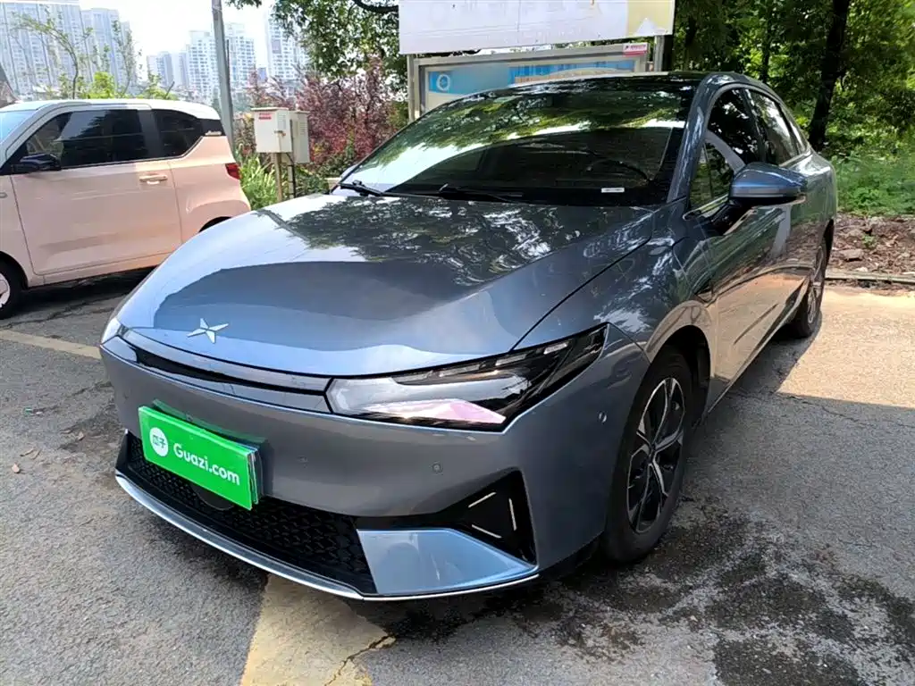 XPENG P5 2021