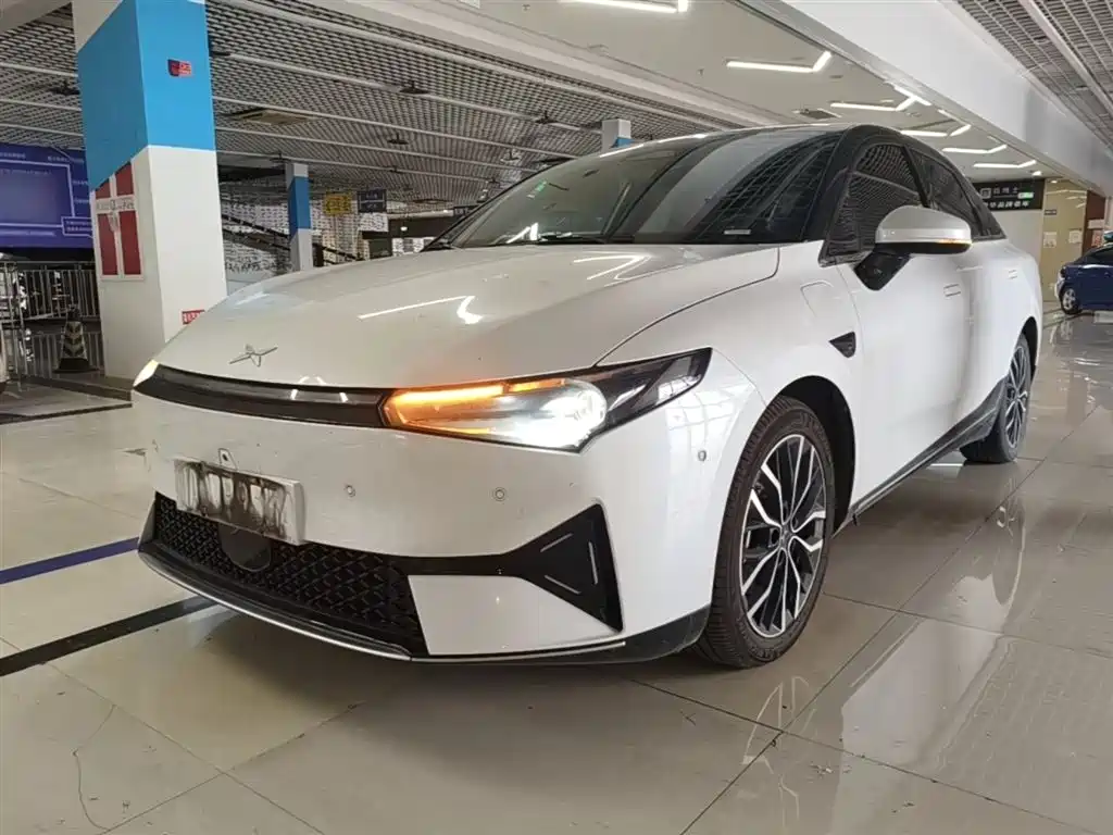 XPENG P5 2022