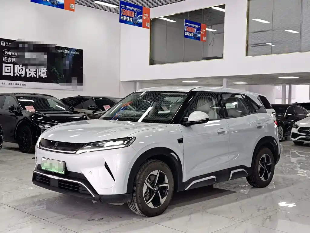 BYD Yuan UP 2025