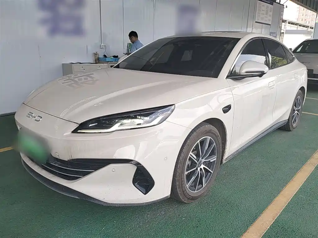 BYD 海豹06 2025