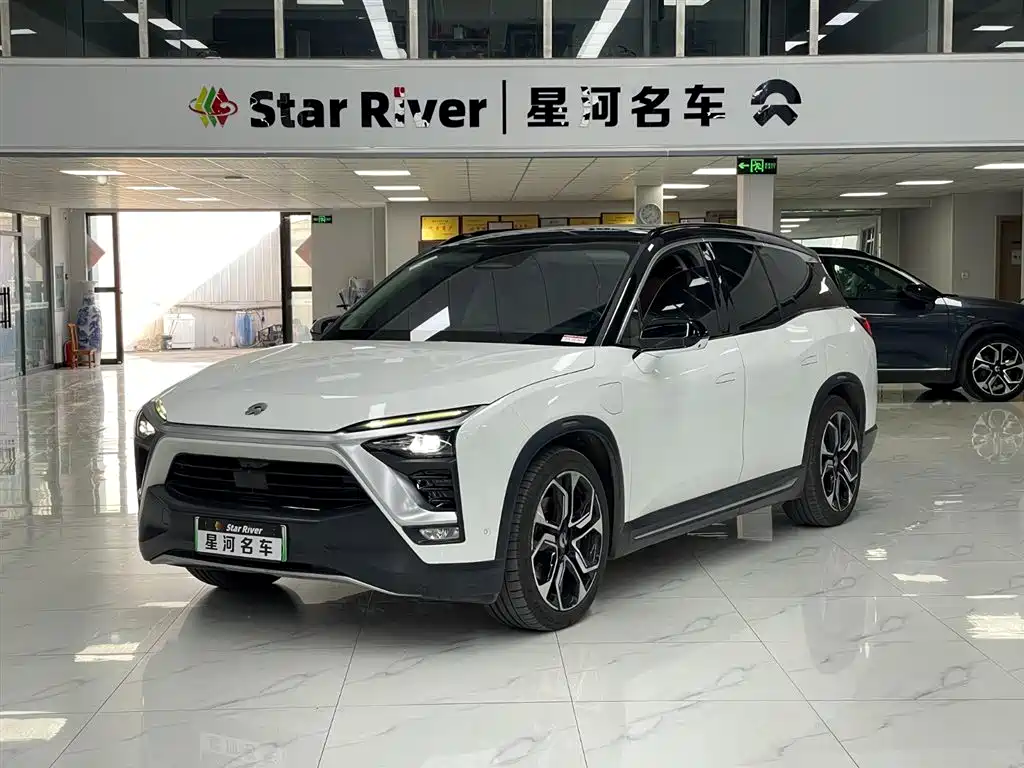 NIO ES8 2018