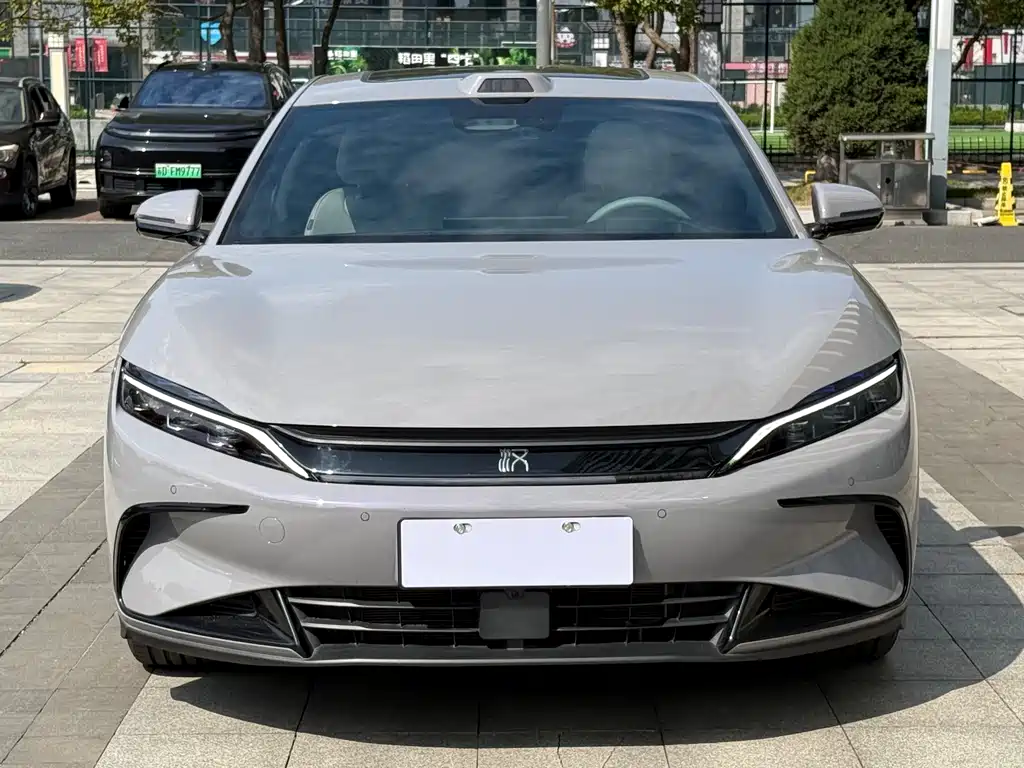 BYD Han 2025