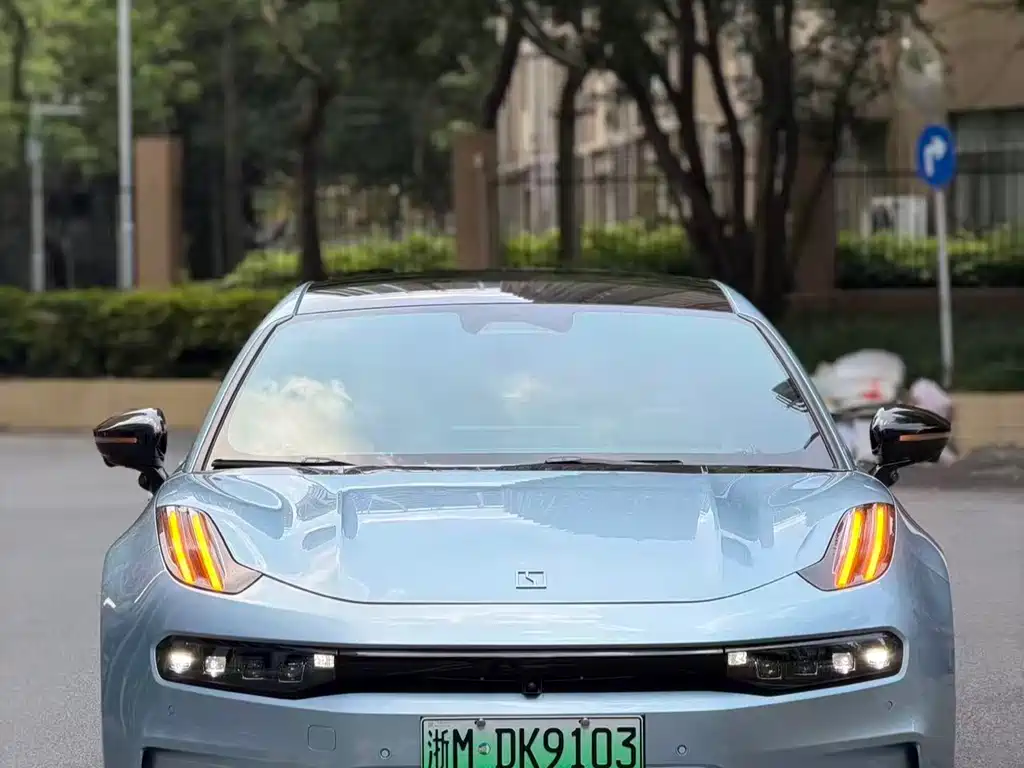 Zeekr 001 2021