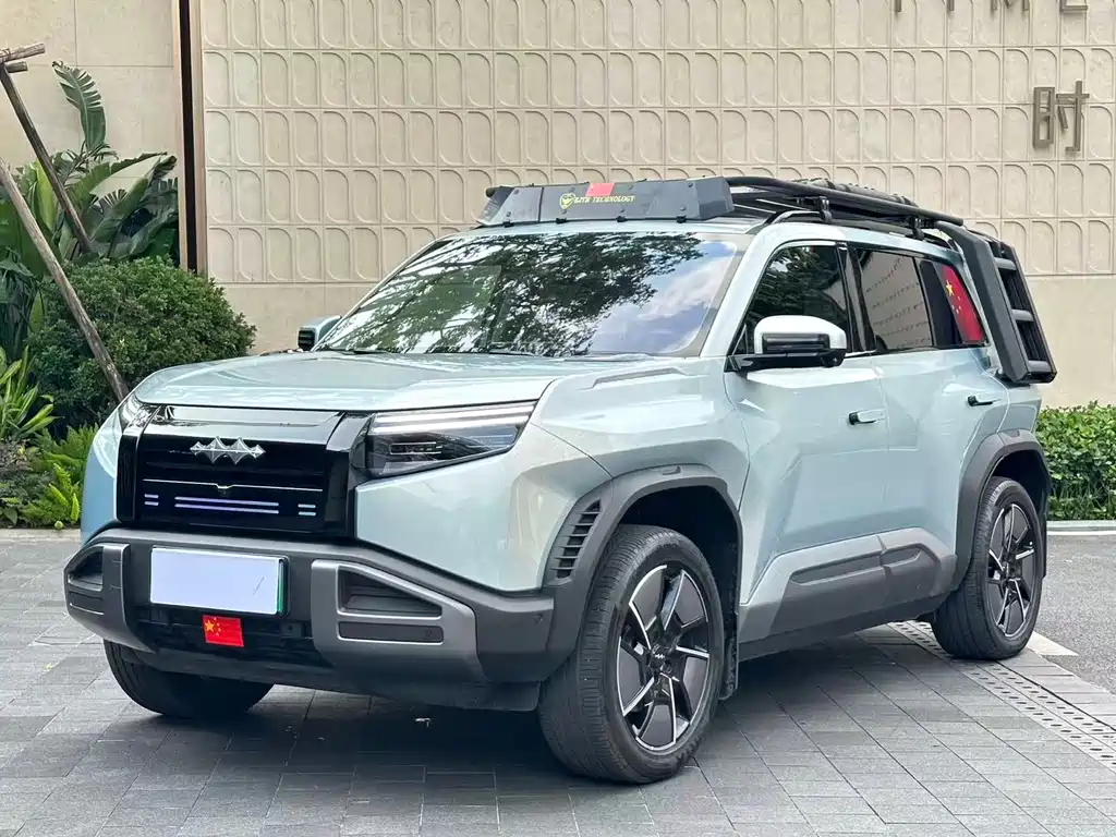 Fang Cheng Bao Titanium 3 2025