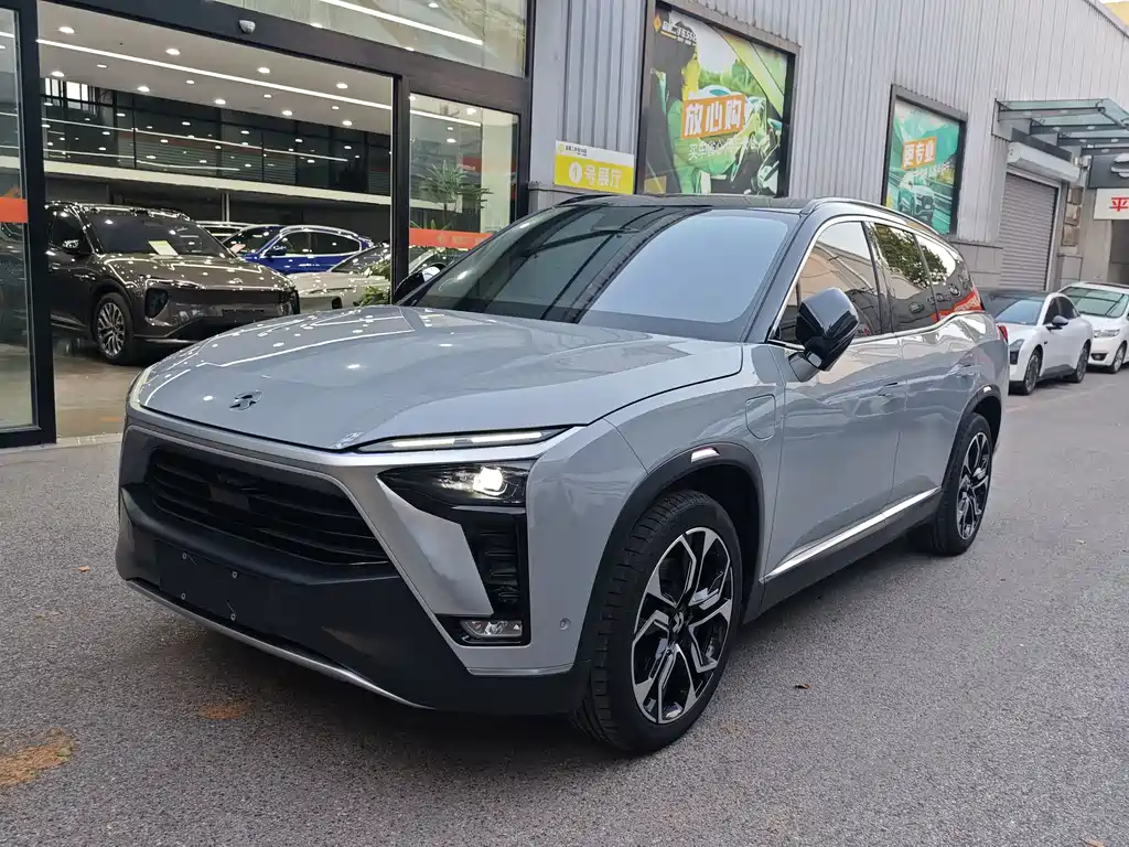 NIO ES8 2022