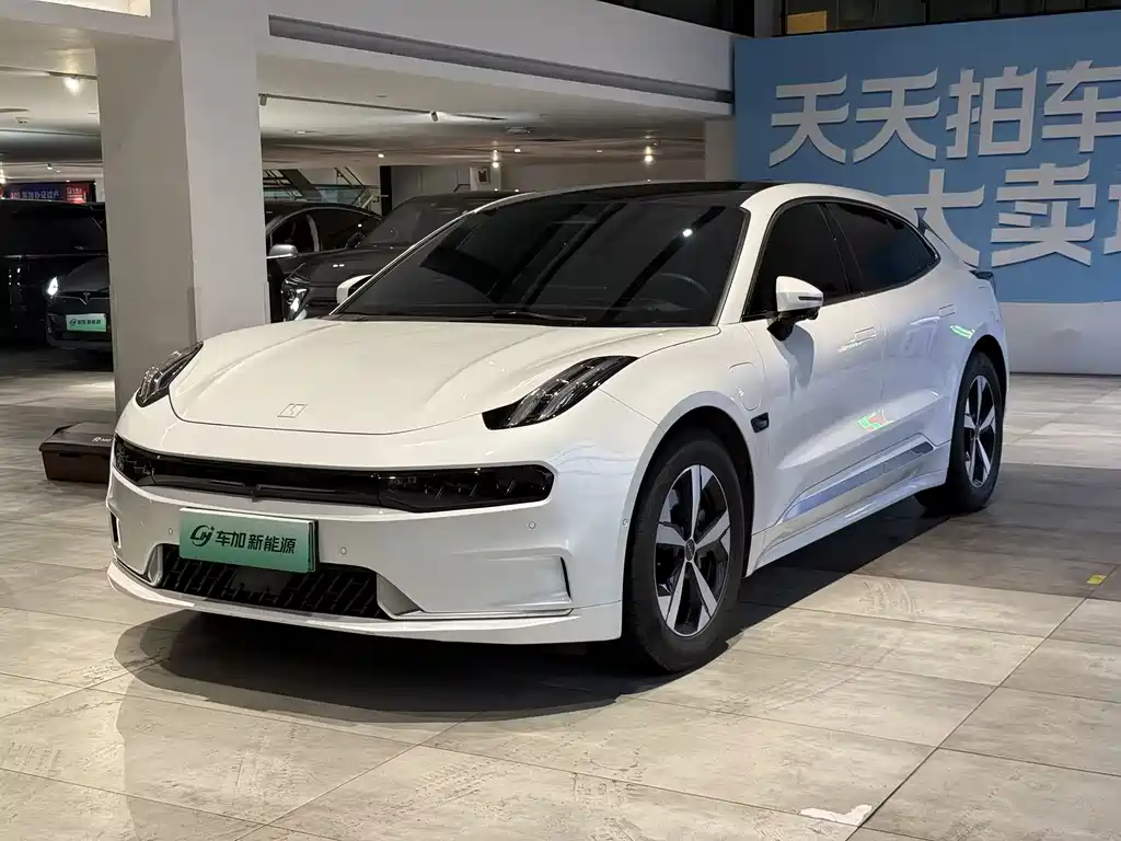 Zeekr 001 2024