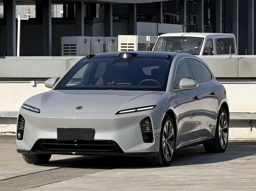 NIO ET5T 2025