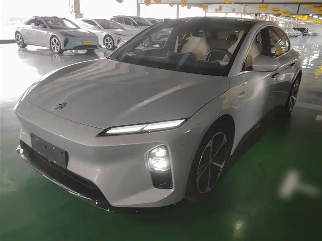 NIO ET5 2025