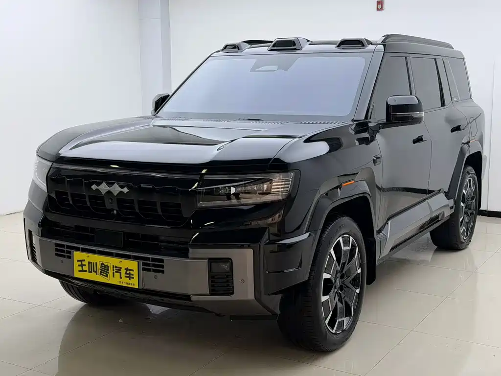 Fang Cheng Bao Leopard 8 2024