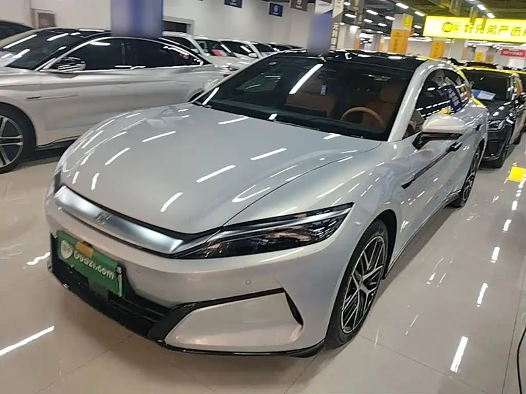BYD 汉L 2025