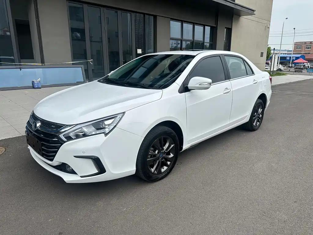 BYD Qin NEV 2017