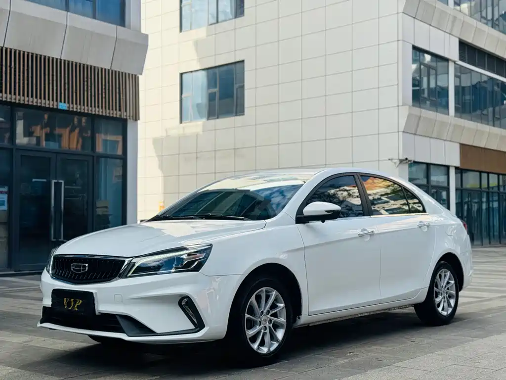 Geely Emgrand 2021