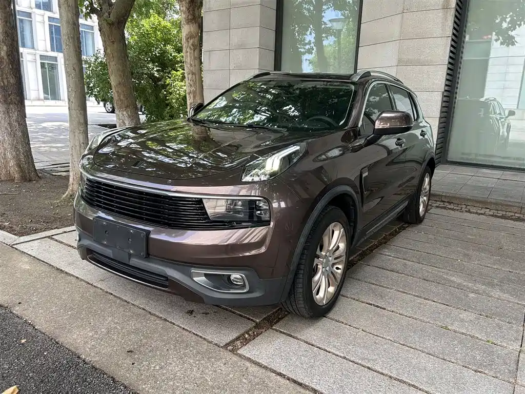 Lynk & Co 01 2018