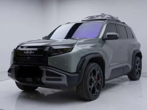Titanium 3 2025 501KM four-wheel drive drone version