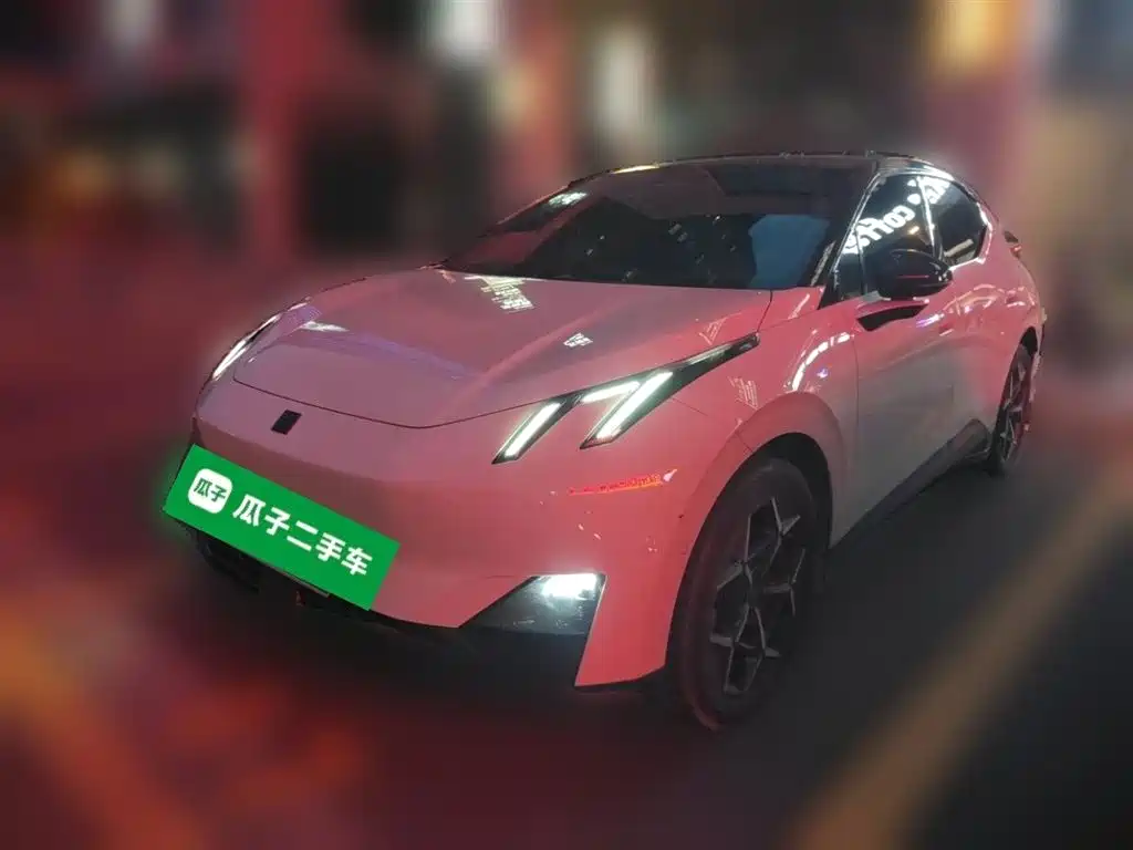 Lynk & Co Z20 2025