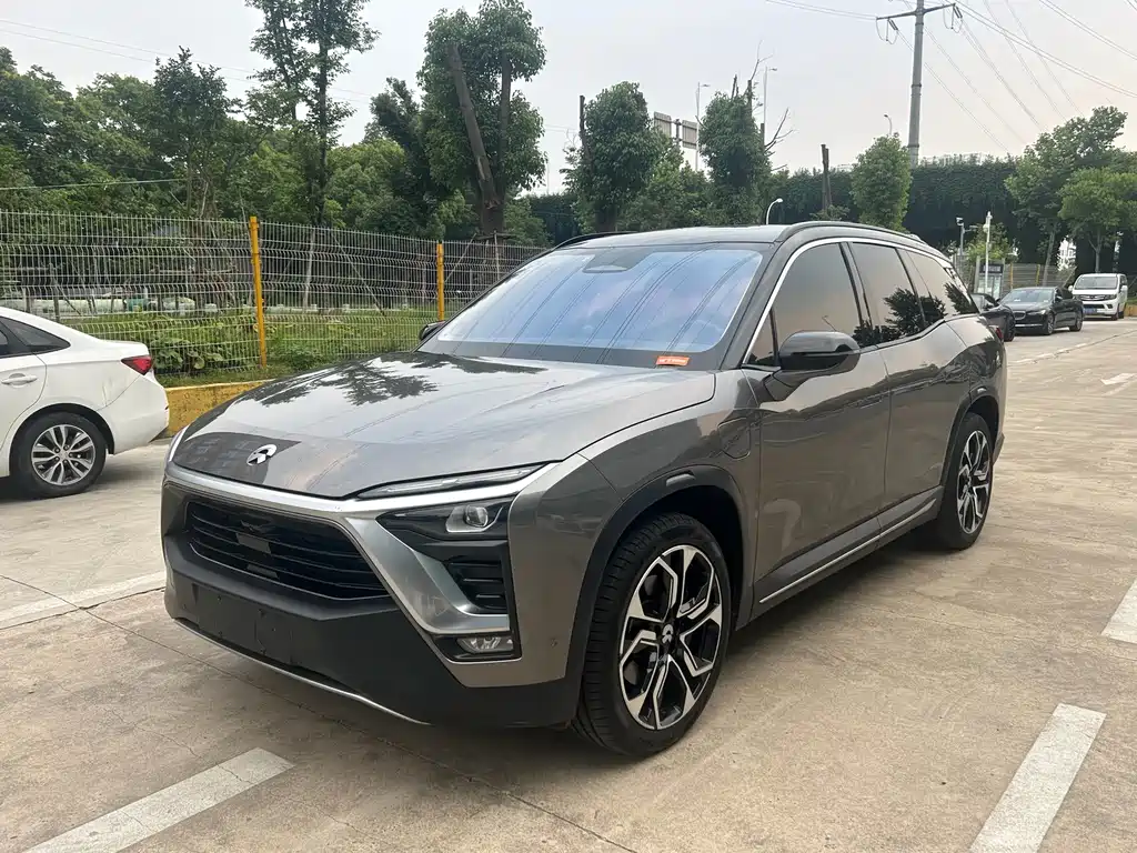NIO ES8 2019