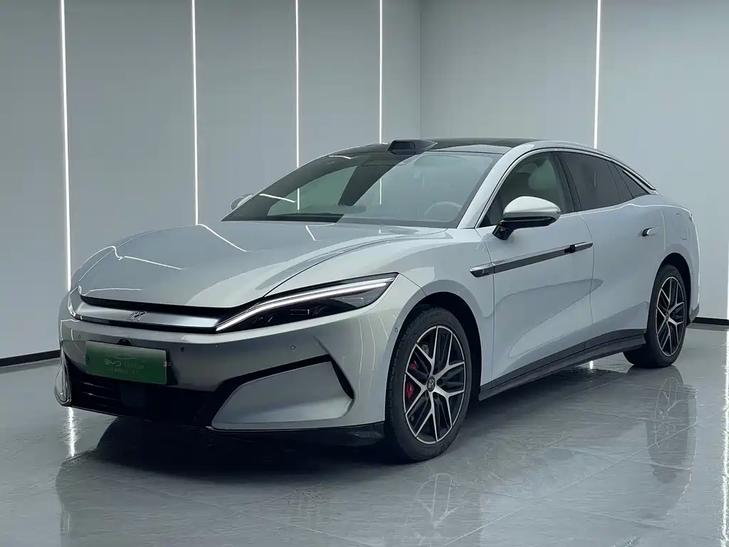 BYD 汉L 2025