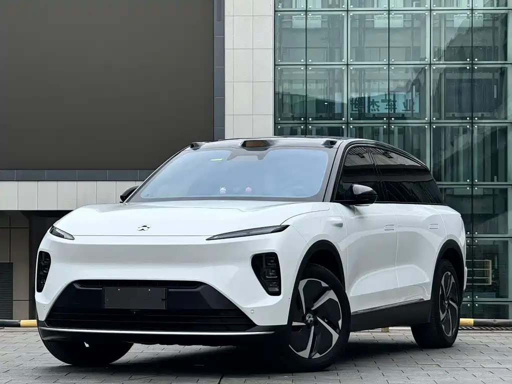 NIO ES8 2023