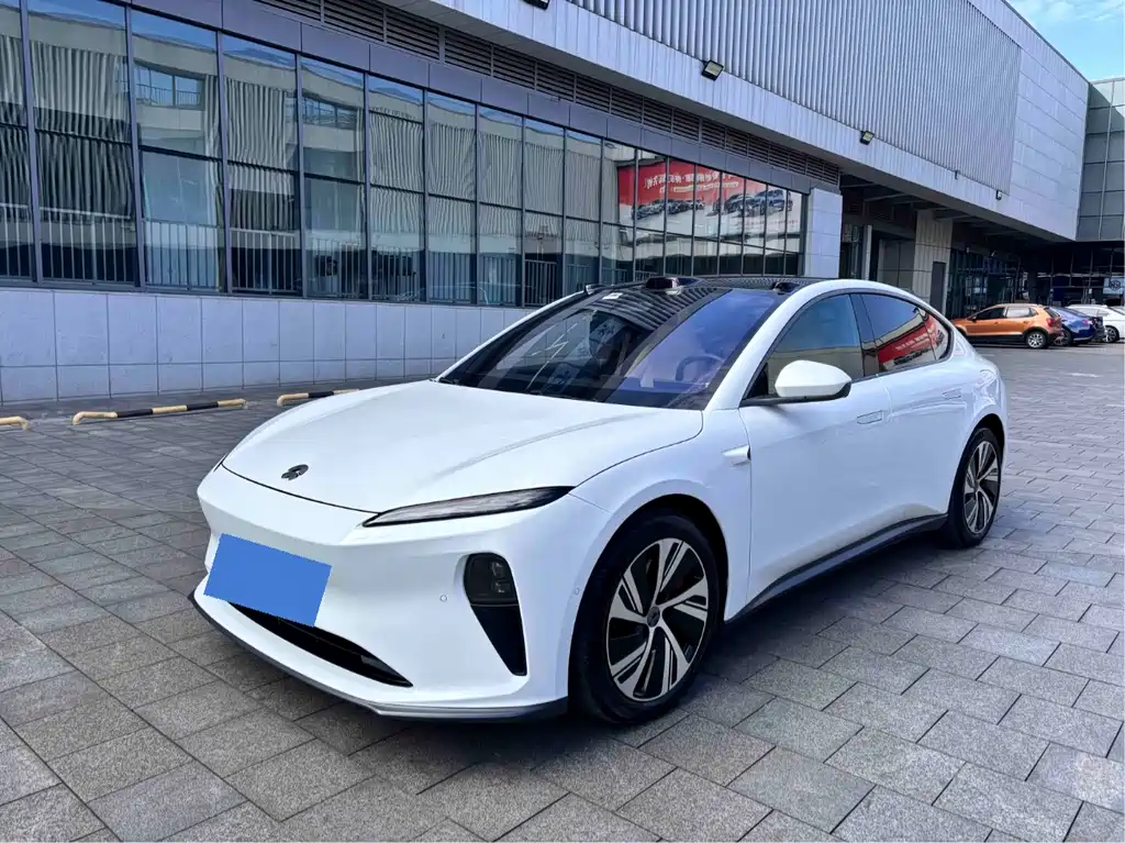 NIO ET5 2023
