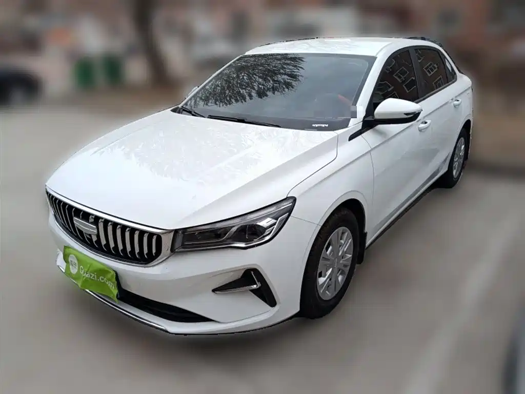 Geely Emgrand 2025