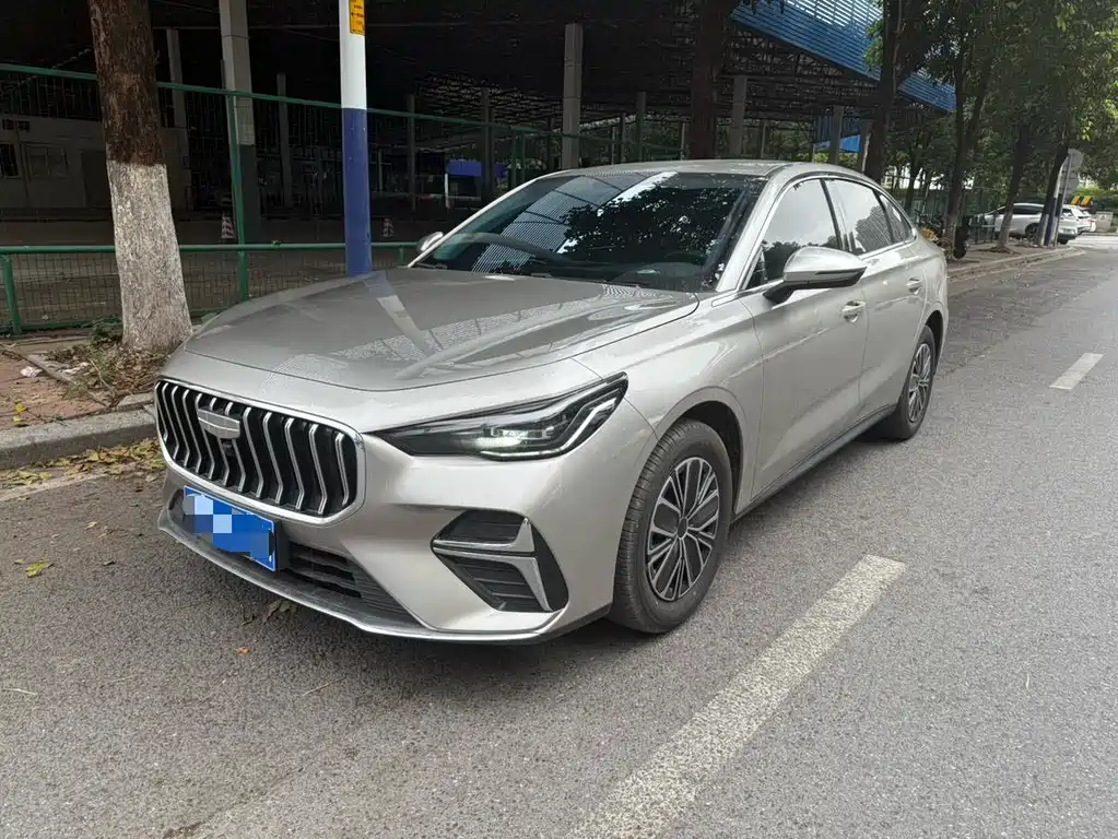 Geely Emgrand 2025
