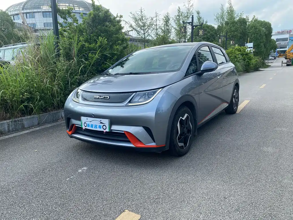 BYD Dolphin 2022