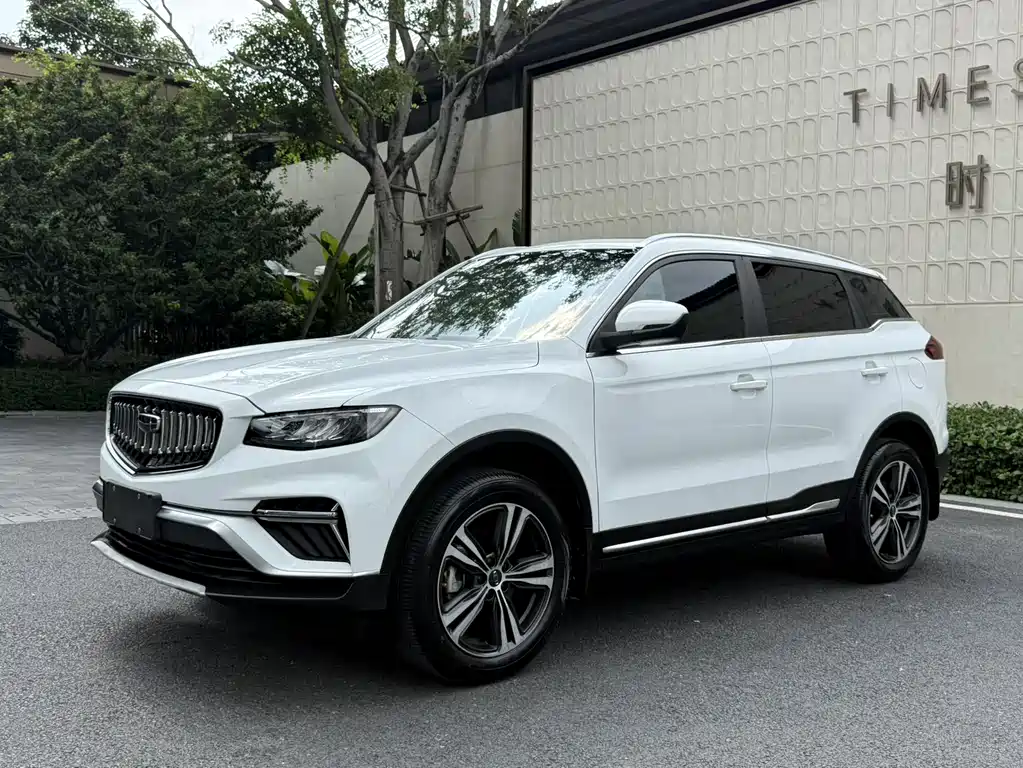 Geely Boyue 2022