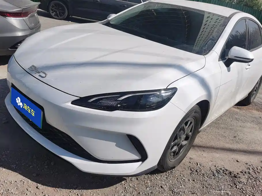 BYD Seal 05 DM-i 2025