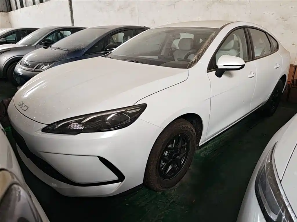 BYD Seal 05 DM-i 2026