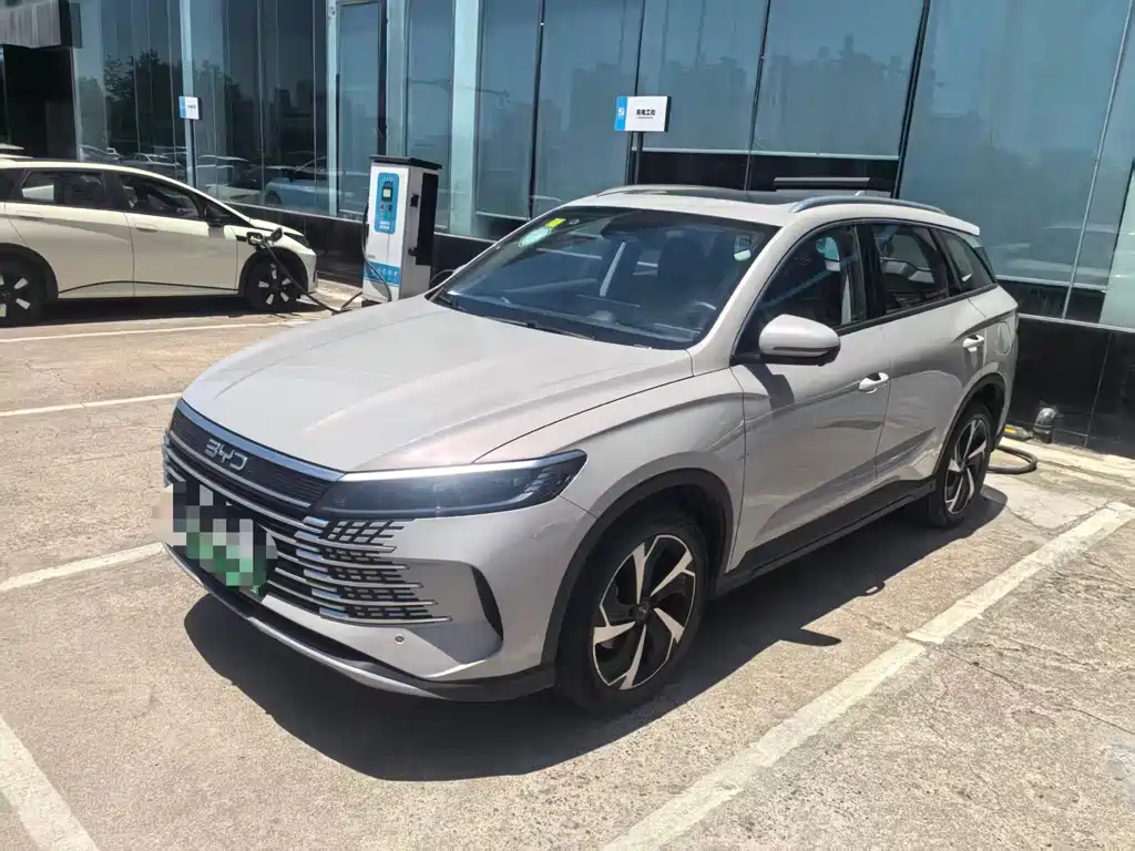 BYD Seal 05 DM-i 2024