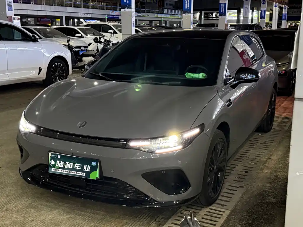 Leapmotor 零跑Lafa5 2025