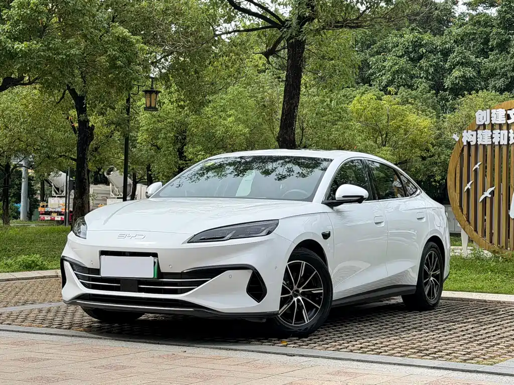 BYD 海豹06 2025