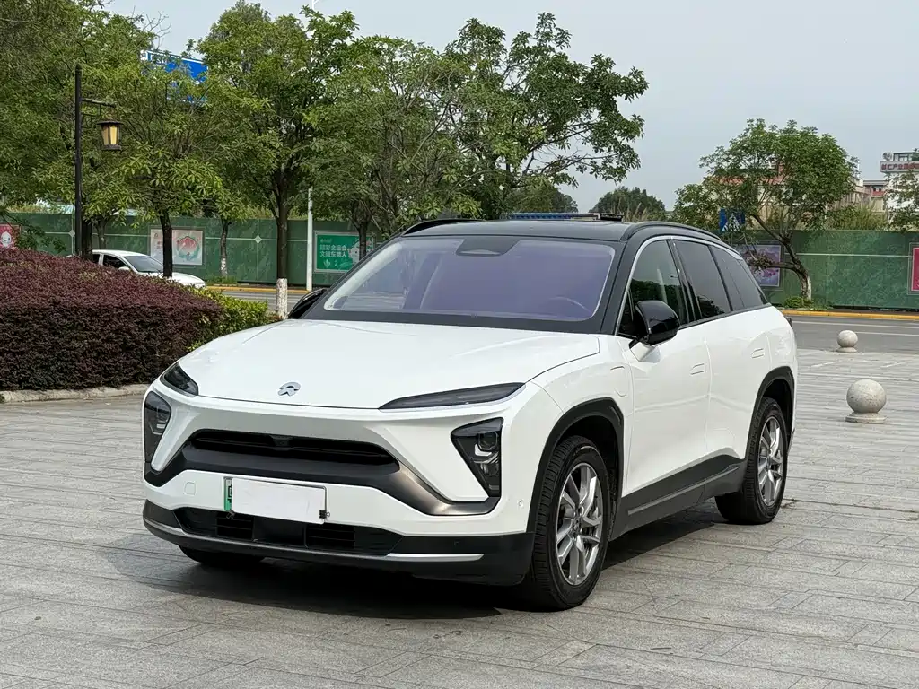 NIO ES6 2020
