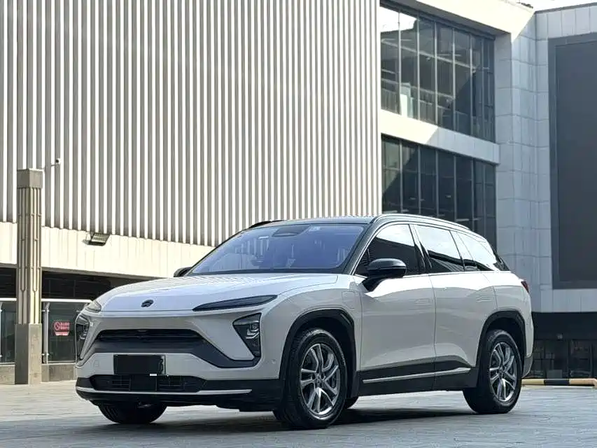 NIO ES6 2021