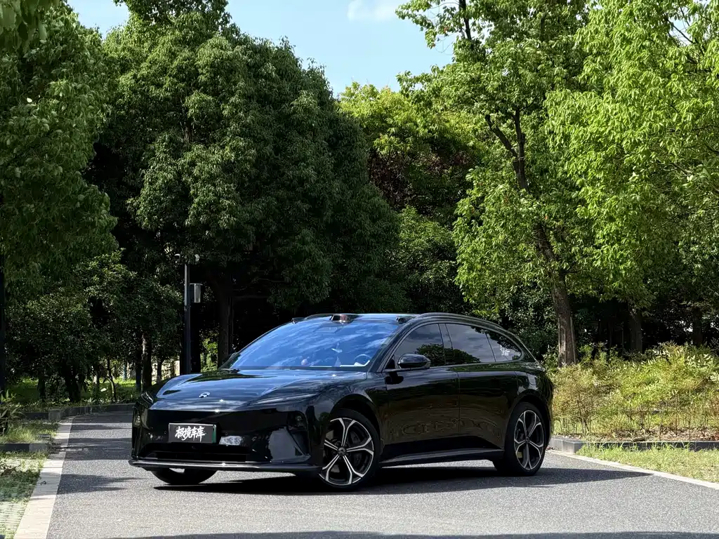 NIO ET5T 2024