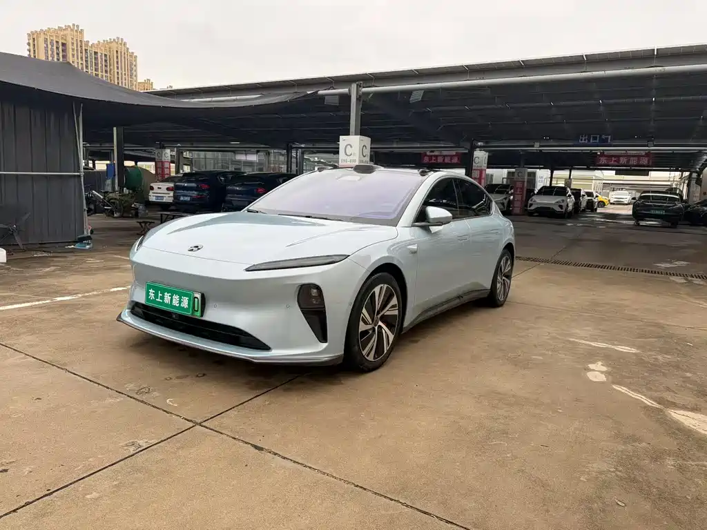NIO ET5 2023