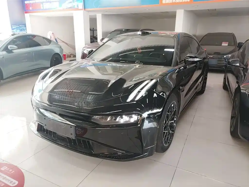 Zeekr 001 2024