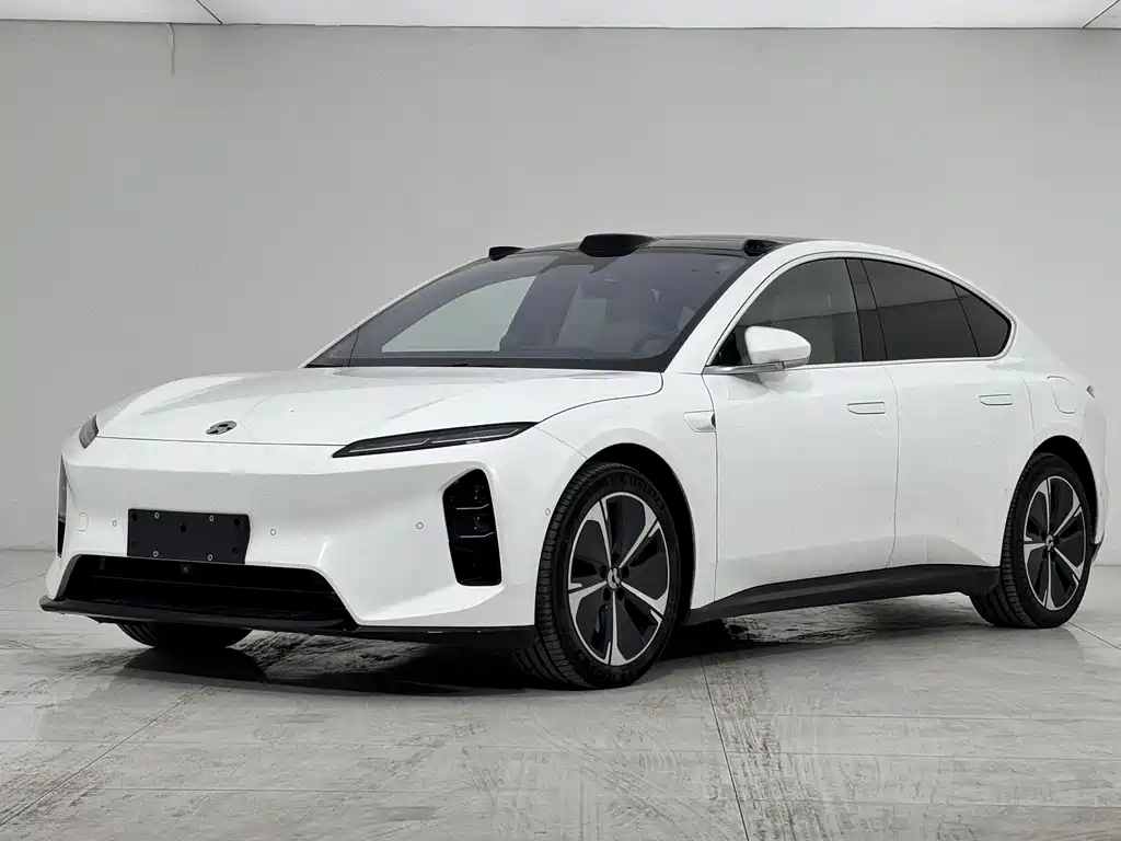 NIO ET5 2025