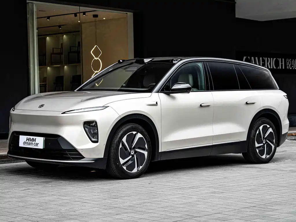 NIO ES8 2024