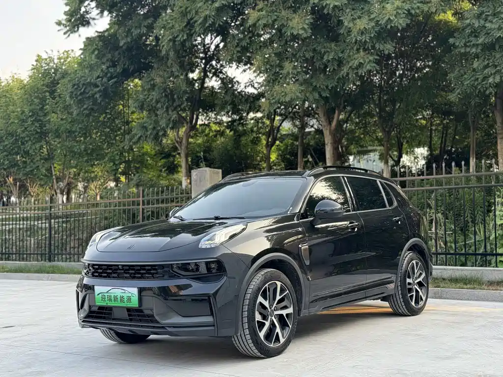 Lynk & Co 01 EM-P 2022