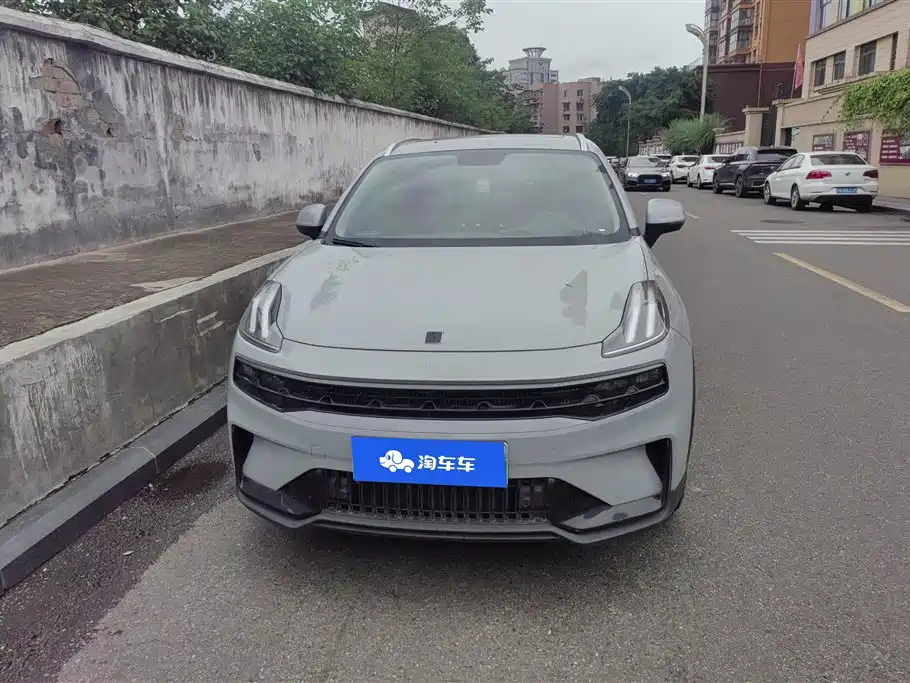 Lynk & Co 06 EM-P 2023