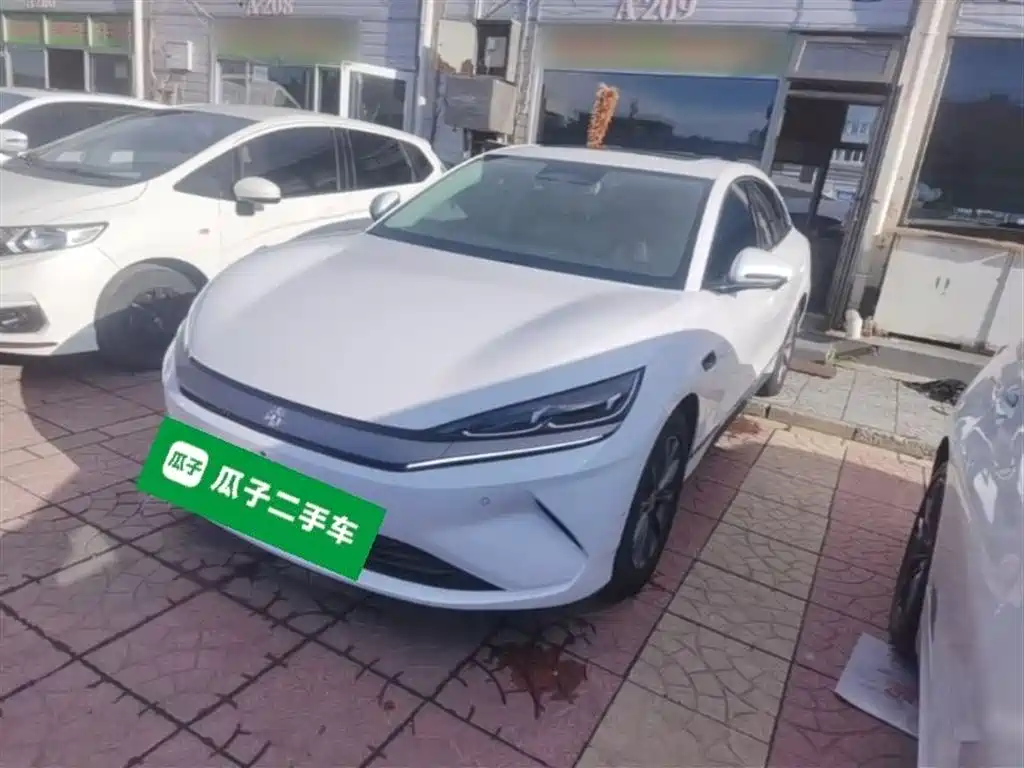 BYD Qin L 2025