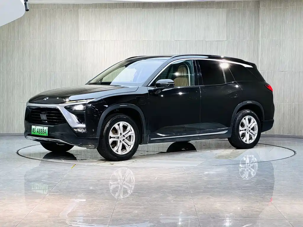 NIO ES8 2019