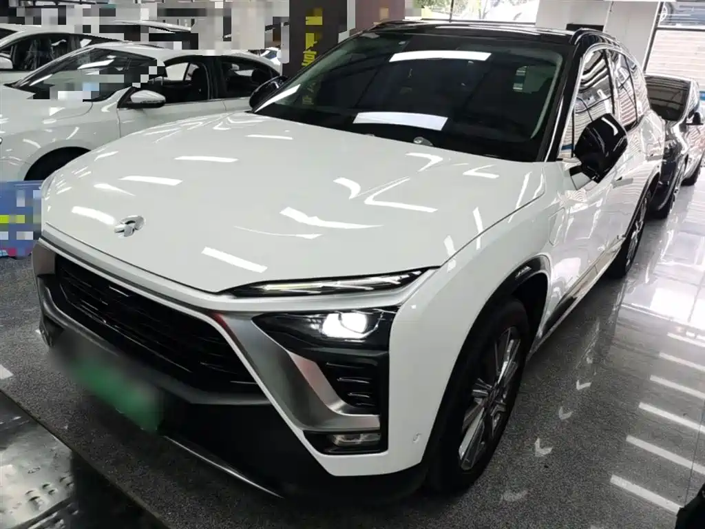 NIO ES8 2019