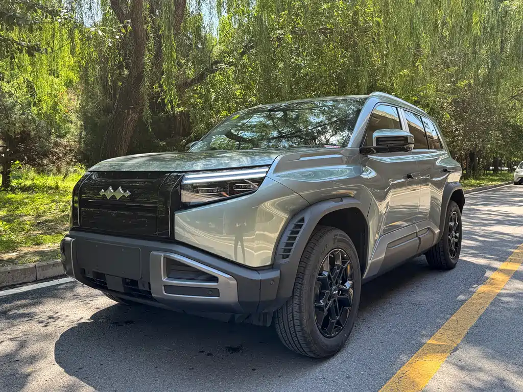 Fang Cheng Bao Titanium 3 2026