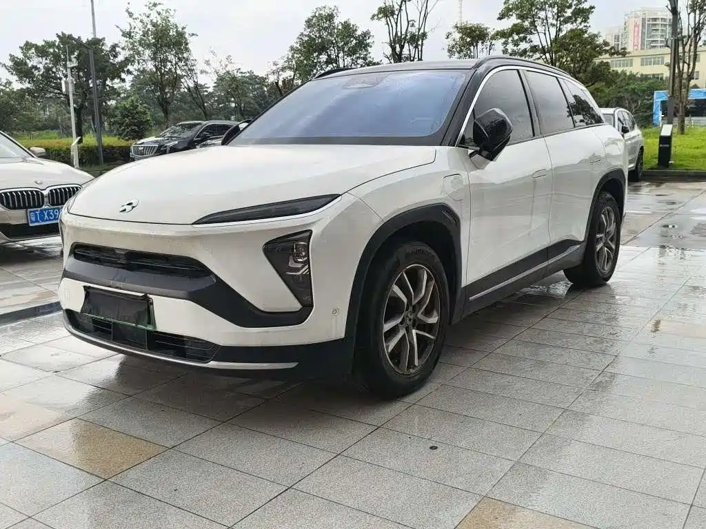 NIO ES6 2021