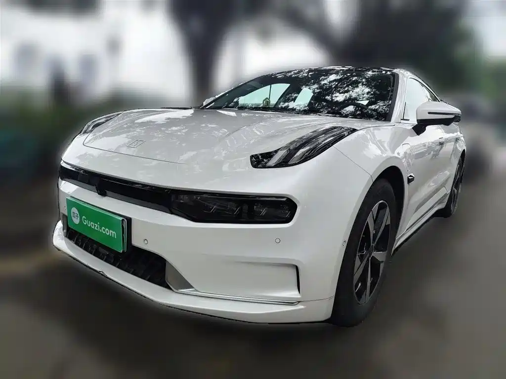 Zeekr 001 2023